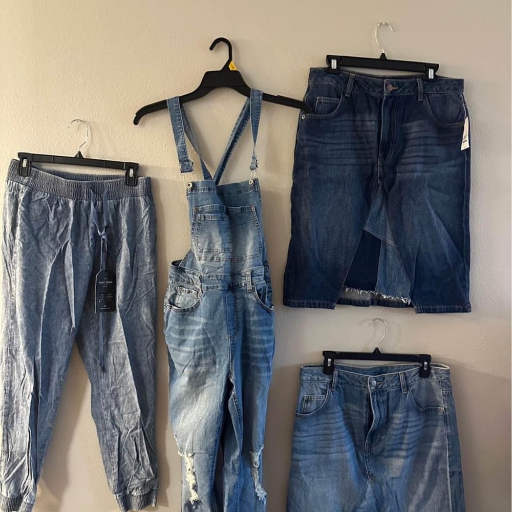 New 4 piece blue Jean bundle overalls , jeggings  & 2 skirts!!